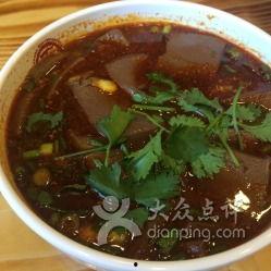 新都汇吃瓜,吃瓜群众的热闹现场，揭秘网红美食背后的故事