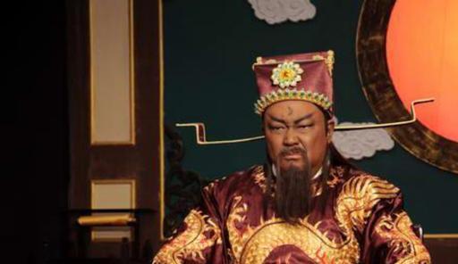 包公吃瓜主动付钱,公正无私，主动付钱彰显廉洁风范